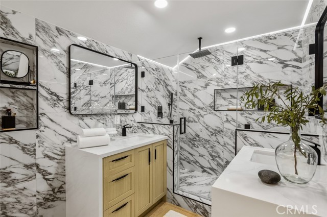25302 Posada Lane, Mission Viejo CA: https://media.crmls.org/medias/182699dc-5f9b-404a-a045-90d056025f00.jpg