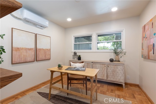 2054 Pattiz Avenue, Long Beach CA: https://media.crmls.org/medias/18276a47-a867-4e9f-b299-64dc219024f8.jpg