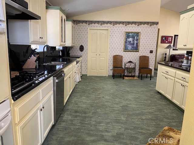 Detail Gallery Image 14 of 14 For 19988 Paso Robles, Redding,  CA 96003 - 3 Beds | 2 Baths