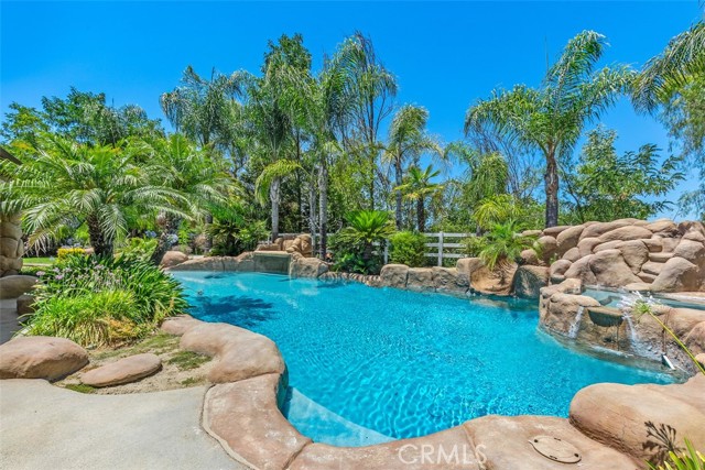 Image 43 of 51 For 30276 Corte Coelho