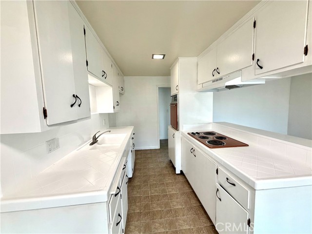 Detail Gallery Image 5 of 13 For 13829 Christine #D,  Whittier,  CA 90605 - 2 Beds | 1 Baths