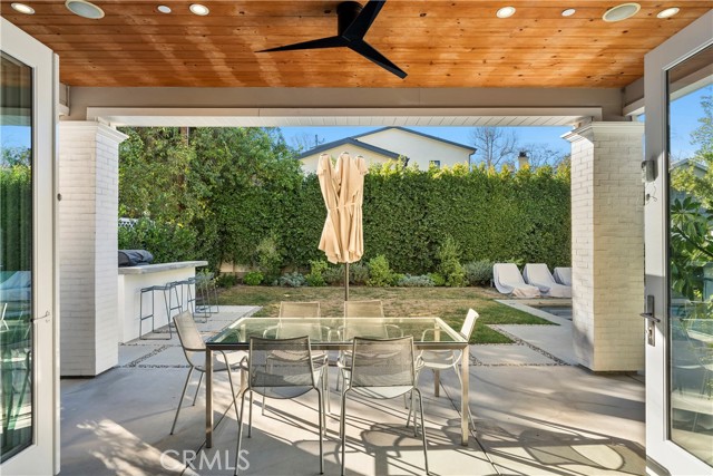Detail Gallery Image 41 of 45 For 4151 Greenbush Ave, Sherman Oaks,  CA 91423 - 5 Beds | 6 Baths