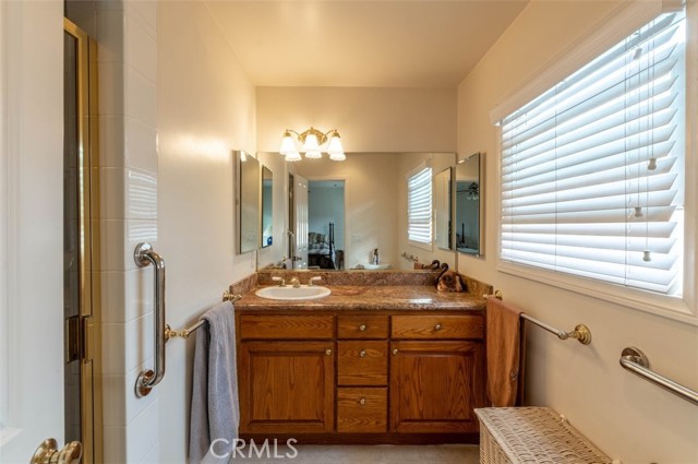 931 5th Street, Hermosa Beach, California 90254, 6 Bedrooms Bedrooms, ,2 BathroomsBathrooms,Residential,Sold,5th,SB22187324
