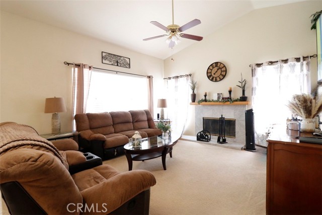 14532 Tanglewood Ct, Hesperia, CA 92345 photo 7