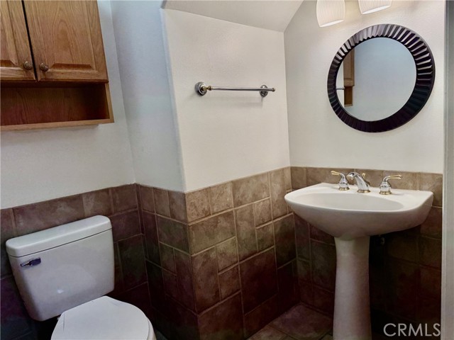 Detail Gallery Image 23 of 26 For 18930 Sherman Way #17,  Reseda,  CA 91335 - 4 Beds | 3 Baths