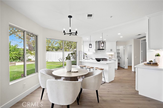 Detail Gallery Image 22 of 62 For 17 Rhode Island, Irvine,  CA 92606 - 5 Beds | 3 Baths