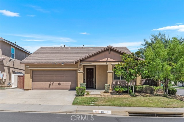 96 Luna Avenue, Beaumont CA: https://media.crmls.org/medias/182c844a-28d8-4211-bcc9-d01406133609.jpg