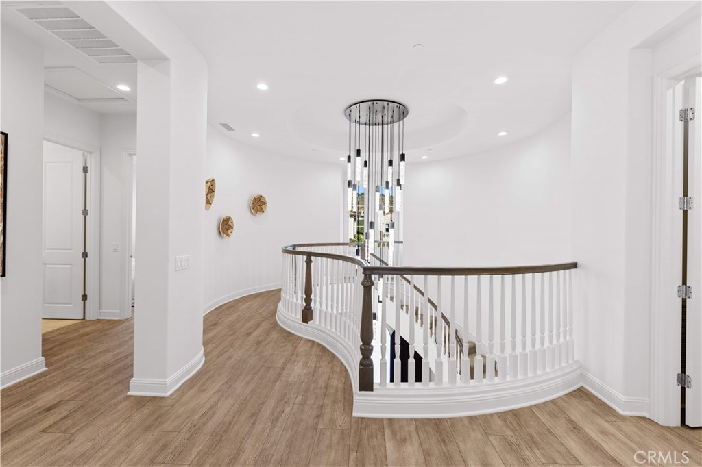 MLS #OC25277279 image #45