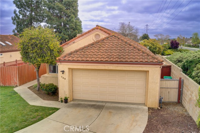 Detail Gallery Image 4 of 38 For 728 Hawthorn St, Santa Maria,  CA 93458 - 3 Beds | 2 Baths