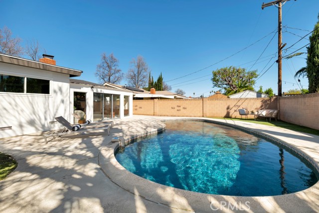 Detail Gallery Image 20 of 23 For 19844 Hemmingway St, Winnetka,  CA 91306 - 4 Beds | 2 Baths