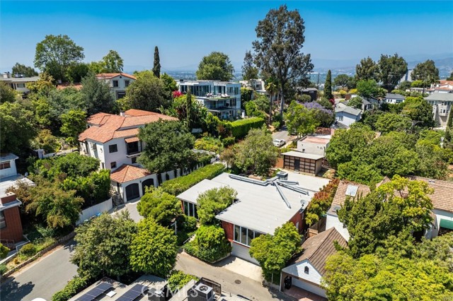3288 Velma Drive, Los Angeles CA: https://media.crmls.org/medias/182e3fc6-0f9b-4381-8af2-f16b67c2a766.jpg