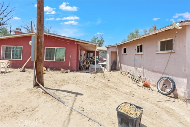 Detail Gallery Image 3 of 27 For 32900 Dune Road., Newberry Springs,  CA 92365 - 3 Beds | 2 Baths