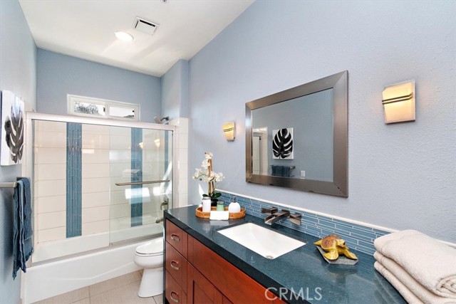 Secondary remodeled bathroom upstairs