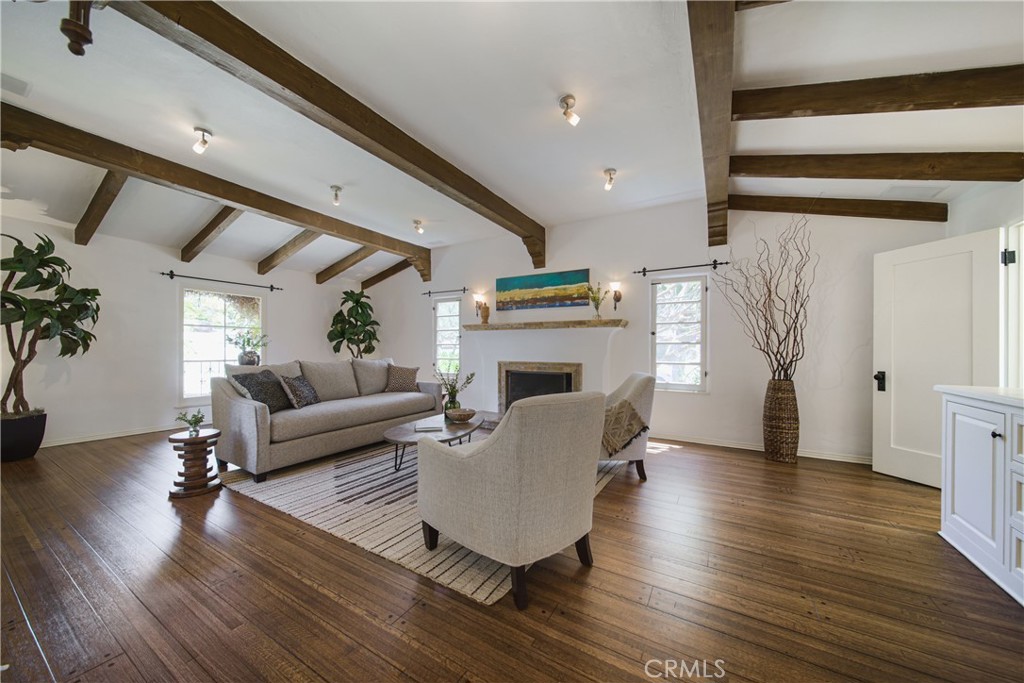 1521 N Columbus Avenue Glendale img 55