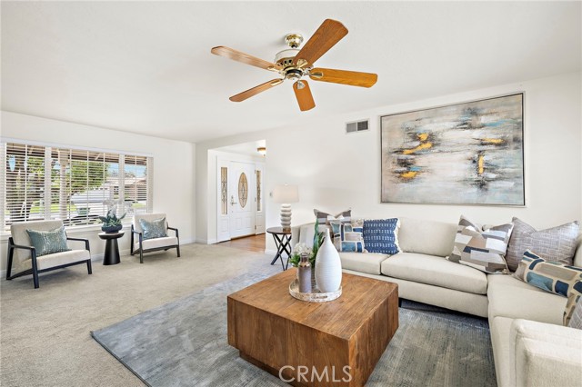 Detail Gallery Image 7 of 44 For 9111 Blackbird Ave, Fountain Valley,  CA 92708 - 4 Beds | 2 Baths