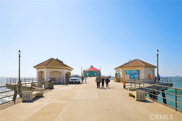 21254 Lorca Circle, Huntington Beach CA: https://media.crmls.org/medias/18309bb3-bf7e-450e-85ef-8030202bca9e.jpg