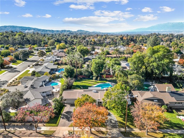 Detail Gallery Image 5 of 49 For 1514 Franklin, Redlands,  CA 92373 - 4 Beds | 2 Baths