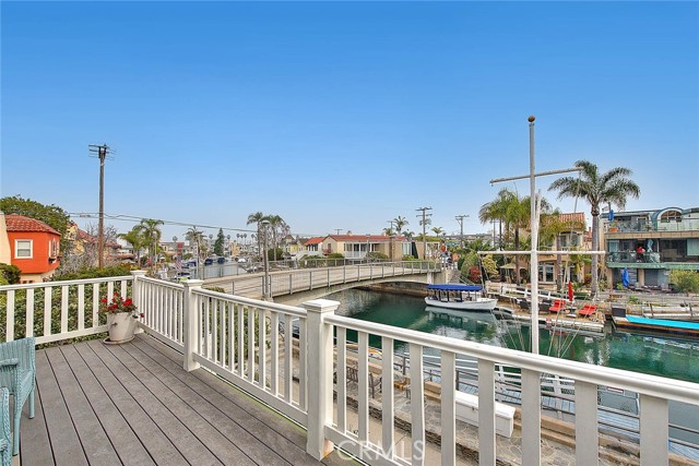 Detail Gallery Image 35 of 59 For 5590 E the Toledo, Long Beach,  CA 90803 - 4 Beds | 4 Baths