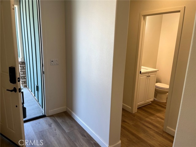3996 S Somerston Way, Ontario CA: https://media.crmls.org/medias/1831d684-8fa1-4e86-9ba3-500f2dafa6fa.jpg