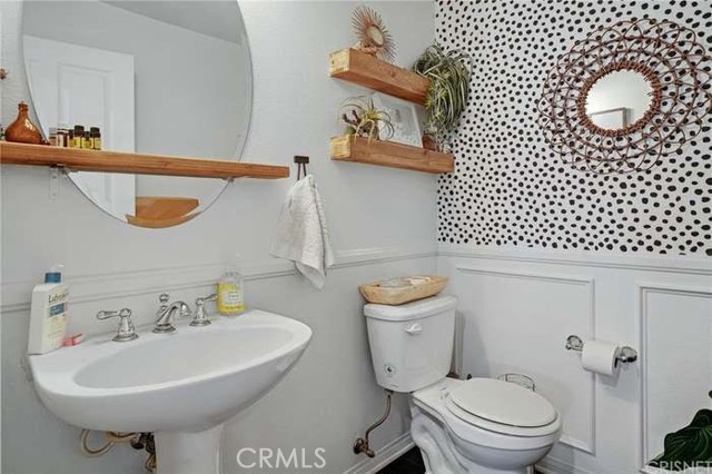 13506 Silver Palms Lane, Sylmar CA: https://media.crmls.org/medias/18326bab-ff0c-4d38-9686-499715c5a4a6.jpg