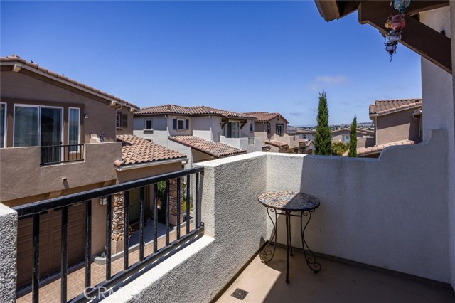 1221 Sand Dollar Drive, Grover Beach CA: https://media.crmls.org/medias/183318bc-c3cf-42ec-a64d-db1361805823.jpg