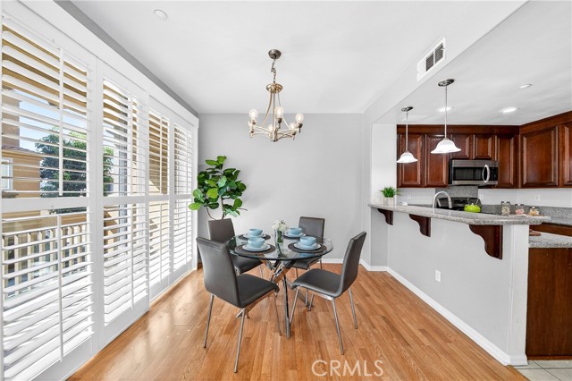 Detail Gallery Image 5 of 50 For 22919 Mariposa Ave #307,  Torrance,  CA 90502 - 2 Beds | 2/1 Baths