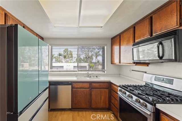 Detail Gallery Image 20 of 34 For 1735 Mountain Terrace Ln, Montebello,  CA 90640 - 4 Beds | 2/1 Baths