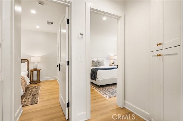 2134 Orange Avenue, Costa Mesa CA: https://media.crmls.org/medias/1834637a-138a-48e5-bea1-551b93e68e8e.jpg