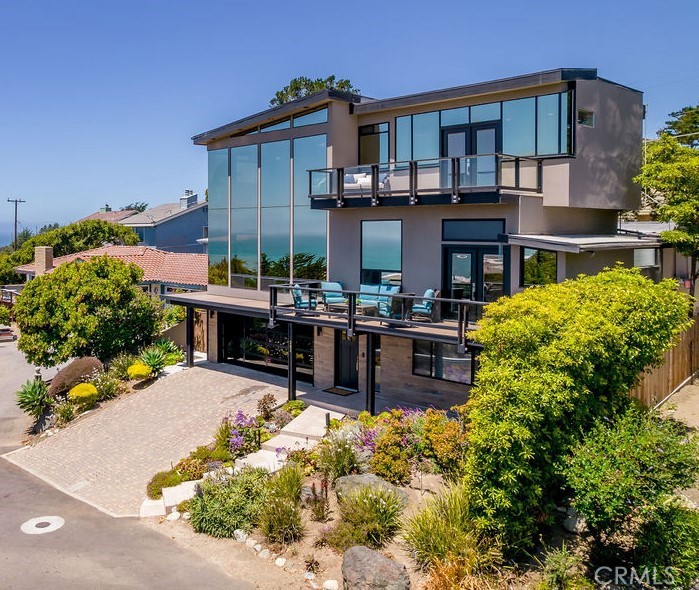 383 Croyden Lane, Cambria, CA 93428