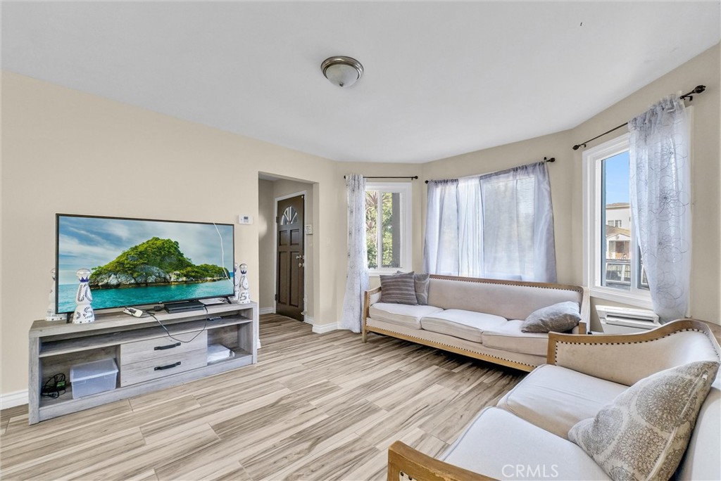 MLS #PW25032212 img 3