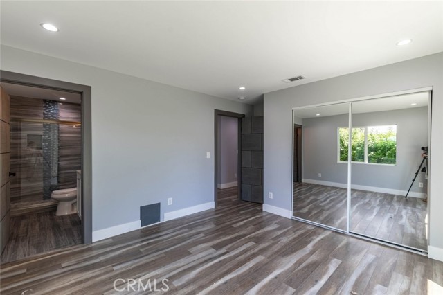 6438 Day Street, Tujunga CA: https://media.crmls.org/medias/183674b6-0183-485b-982b-64148eda2d2c.jpg