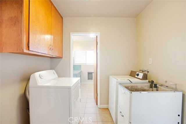 Detail Gallery Image 23 of 30 For 13632 Biola Ave, La Mirada,  CA 90638 - 3 Beds | 2 Baths