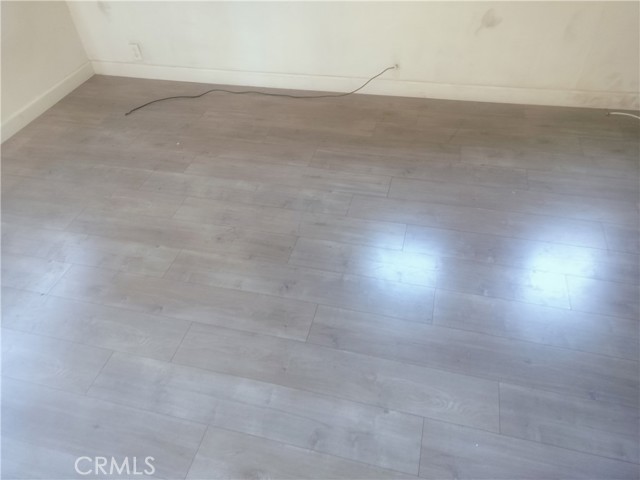 Detail Gallery Image 13 of 26 For 430 W 64th St, Los Angeles,  CA 90003 - 3 Beds | 2 Baths