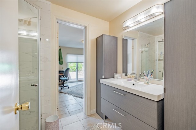 Detail Gallery Image 21 of 31 For 10836 Darby Ave, Porter Ranch,  CA 91326 - 4 Beds | 2 Baths