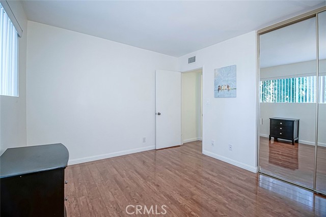 Detail Gallery Image 34 of 59 For 4950 Louise Ave #105,  Encino,  CA 91316 - 2 Beds | 2 Baths