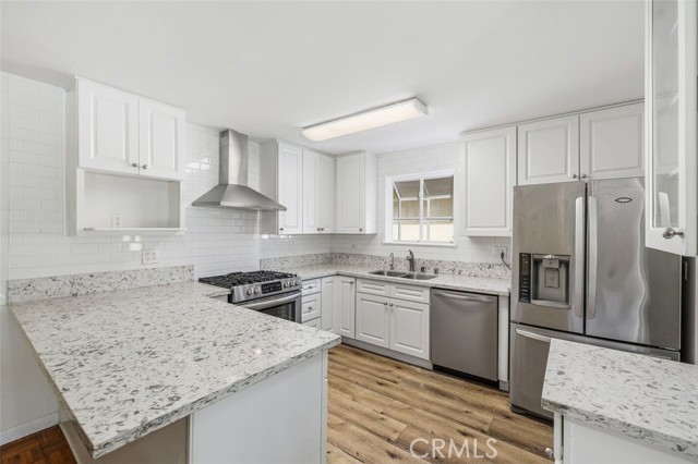 Detail Gallery Image 12 of 28 For 20159 Londelius St, Winnetka,  CA 91306 - 4 Beds | 2 Baths