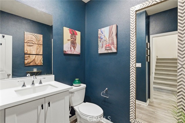 22864 Acoustic, Saugus CA: https://media.crmls.org/medias/1838e0a1-0e3d-4224-9aaa-2a222a9ccb8d.jpg