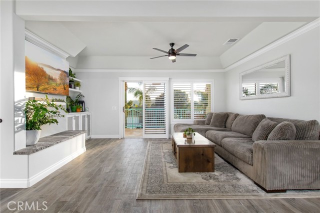 Detail Gallery Image 22 of 72 For 22391 San Joaquin, Canyon Lake,  CA 92587 - 4 Beds | 2/1 Baths