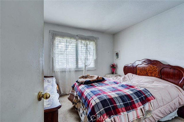 4092 Sandpiper Drive, Jurupa Valley CA: https://media.crmls.org/medias/183961ce-5f82-4b20-9694-a36963702407.jpg