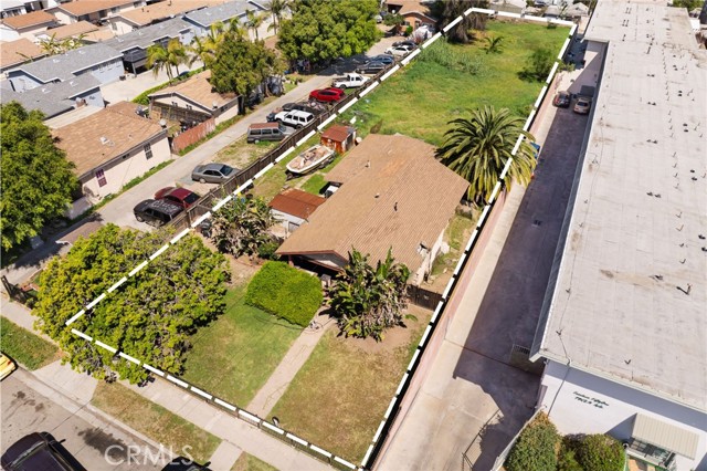 Detail Gallery Image 1 of 7 For 1455 W 105th St, Los Angeles,  CA 90047 - 1 Beds | 1 Baths