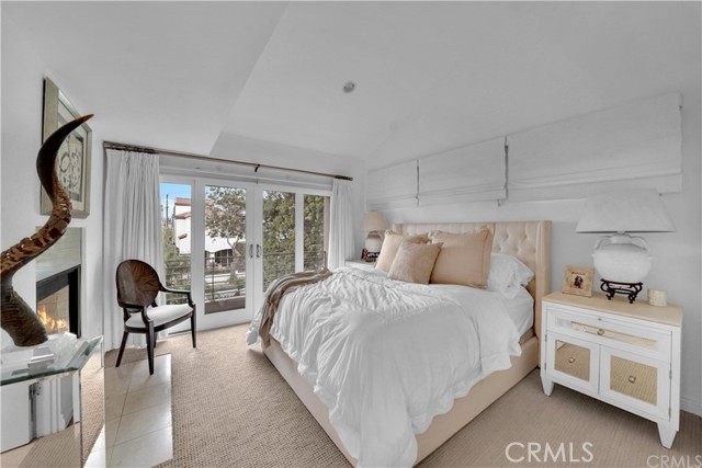 Detail Gallery Image 15 of 28 For 415 Orchid Ave, Corona Del Mar,  CA 92625 - 3 Beds | 2/1 Baths