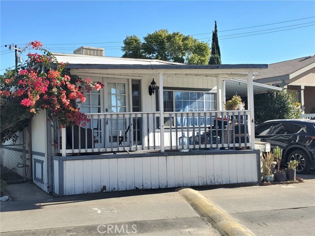 Detail Gallery Image 1 of 14 For 18035 Soledad Canyon Rd #4,  Canyon Country,  CA 91387 - 3 Beds | 2 Baths