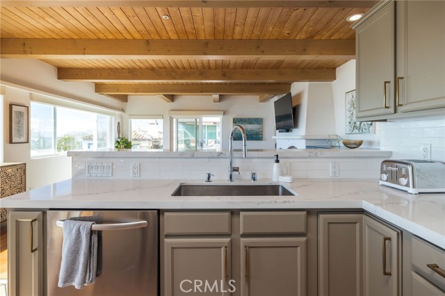 Detail Gallery Image 31 of 70 For 3603 Manhattan, Manhattan Beach,  CA 90266 - 3 Beds | 3/1 Baths