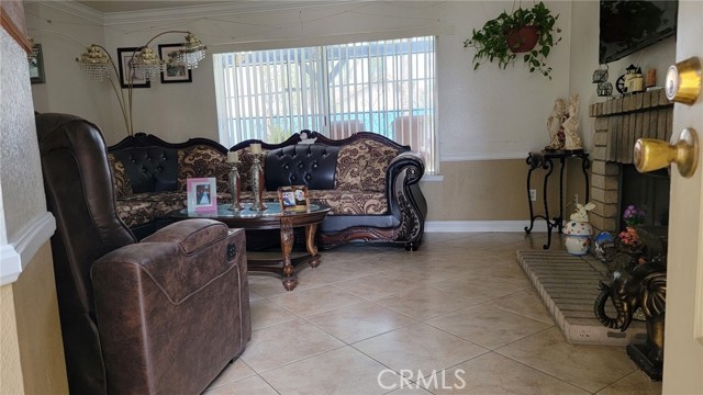 Detail Gallery Image 15 of 21 For 24352 Hilda Ct, Moreno Valley,  CA 92551 - 3 Beds | 2/1 Baths