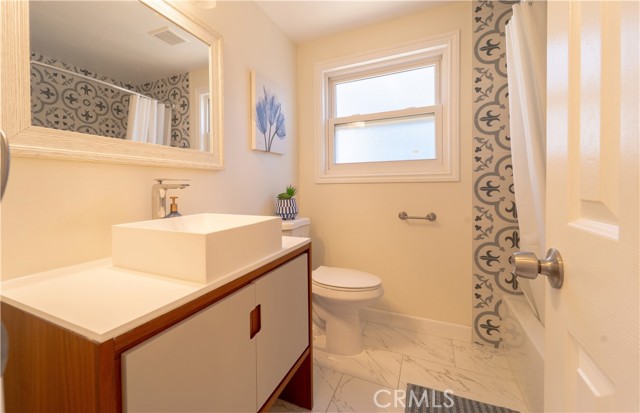 8326 Sanger Avenue, Whittier CA: https://media.crmls.org/medias/183c2586-7fe3-48e8-880e-aa0e45f1a5de.jpg