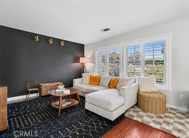 Detail Gallery Image 10 of 37 For 1691 N Mountain, Upland,  CA 91784 - 3 Beds | 2/1 Baths