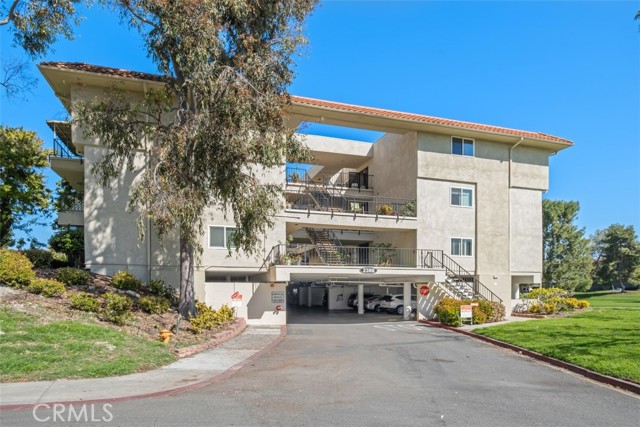 Front Image Thumbnail for CROC25268510