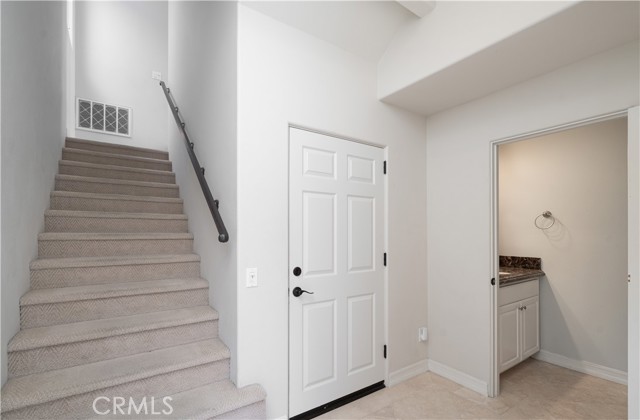 18400efb Ea59 4c50 893b 39f5c75f28f6