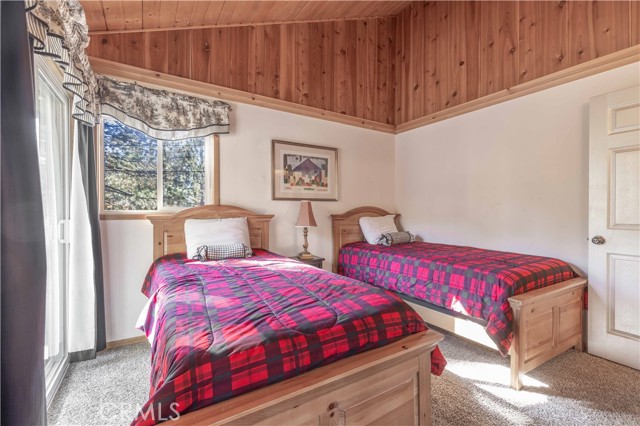 Detail Gallery Image 17 of 28 For 41063 Pennsylvania, Big Bear Lake,  CA 92315 - 2 Beds | 1 Baths