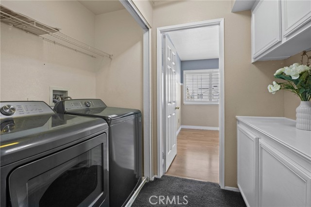 14998 Mustang Lane, Fontana CA: https://media.crmls.org/medias/184119f8-0041-43e2-87b6-373cacf71010.jpg